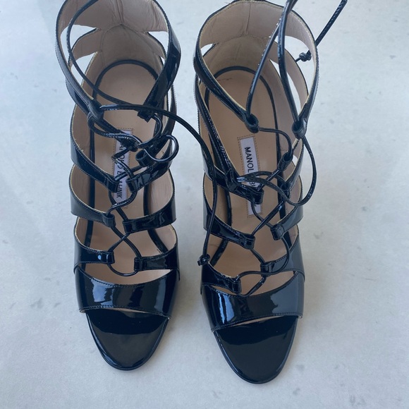 Manolo Blahnik Patent Leather Strappy Sandal Size 8 / 38 - Picture 8 of 12